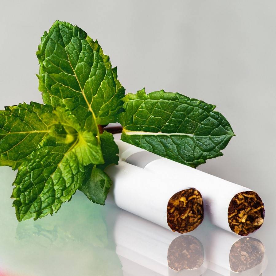 Pourquoi les cigarettes à la menthe sont interdites ?