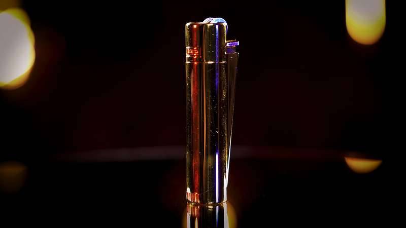 briquet clipper metal