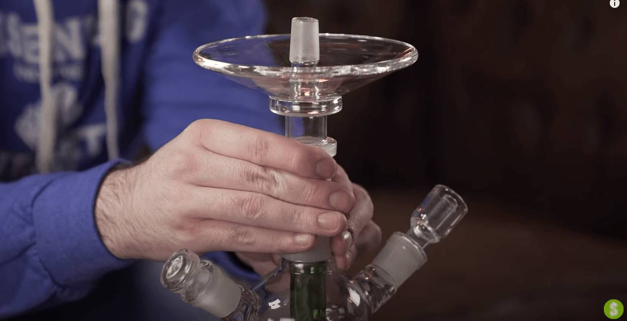 comment se constituent les chichas en verre?